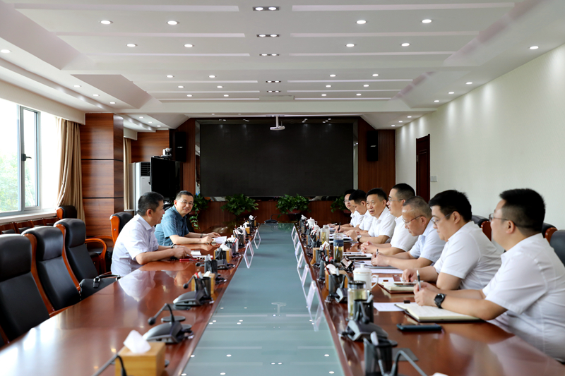 建工控股黨委委員、總會計師王淑德赴公司調(diào)研 - 副本