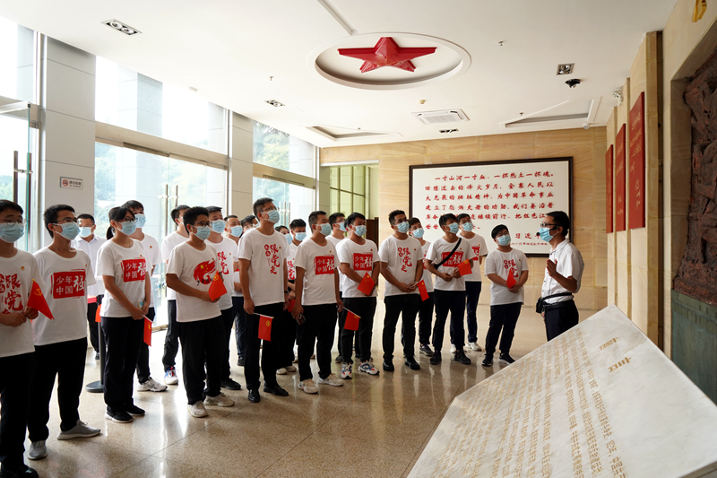 公司團(tuán)委開展“喜迎二十大、永遠(yuǎn)跟黨走、奮進(jìn)新征程”主題團(tuán)日活動(dòng)7